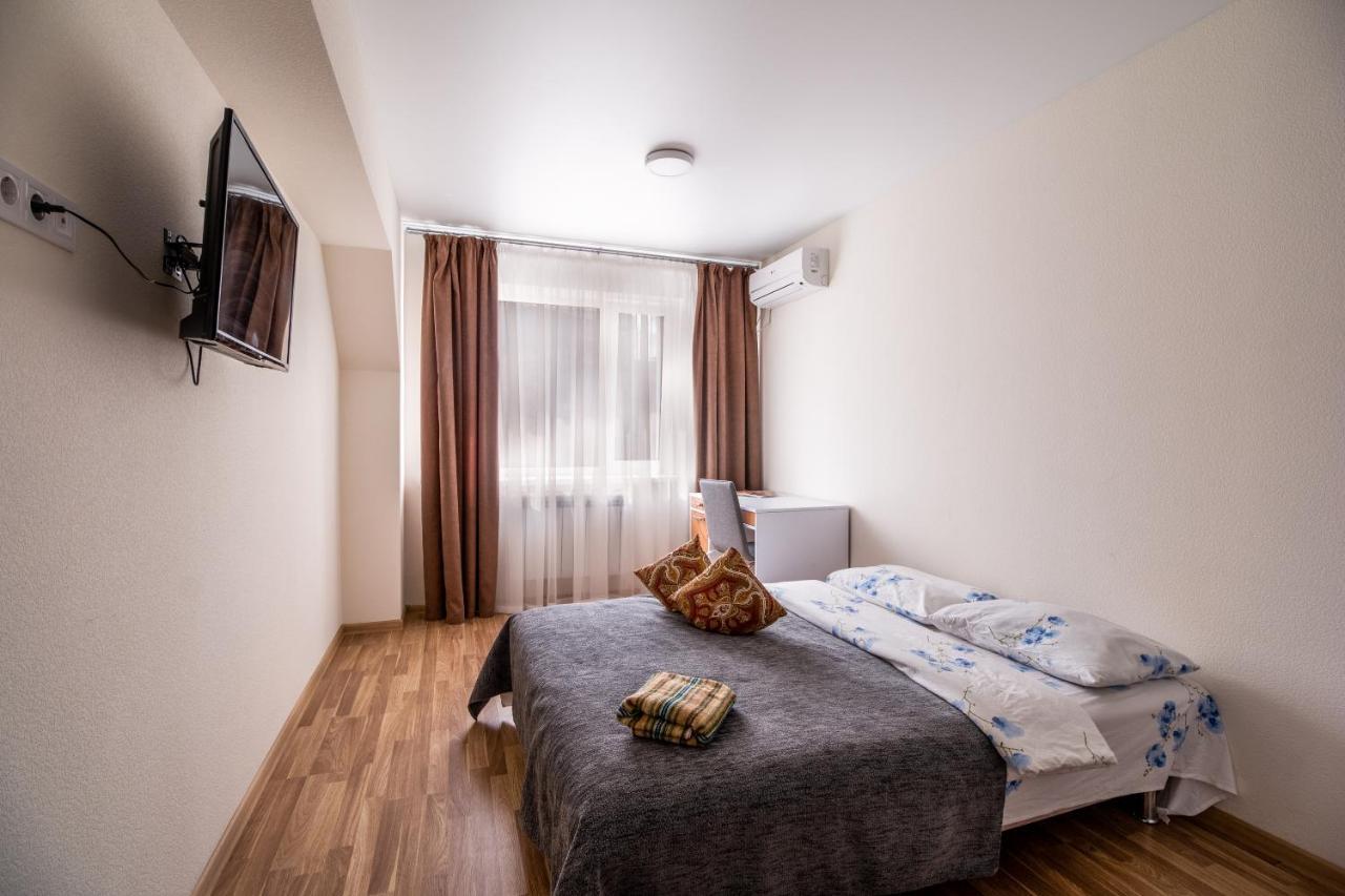 Home Inn Kiev Bagian luar foto